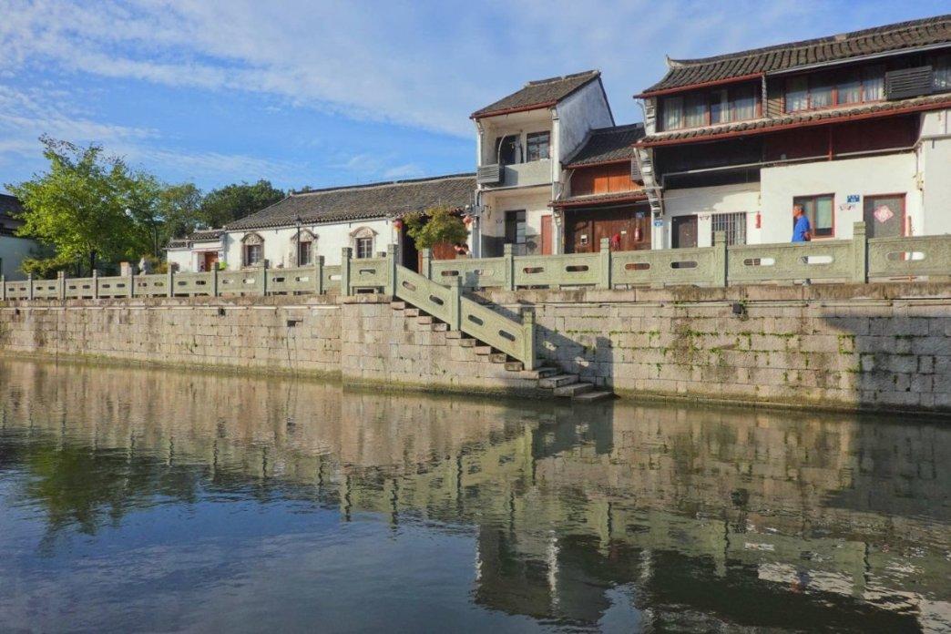 虫虫助手下载